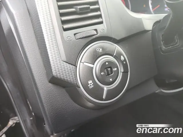SsangYong Korando 2015 2.0 автомат (гидро), миниатюра 12
