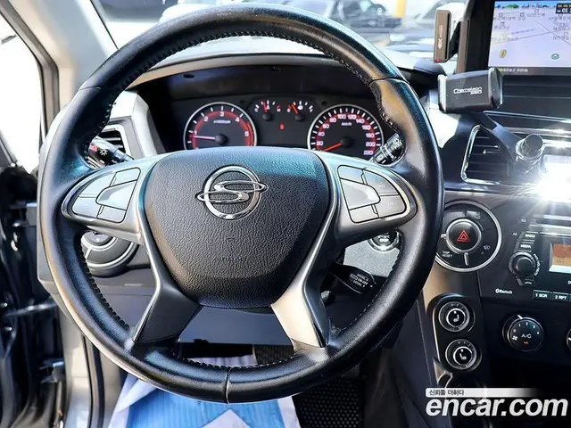 SsangYong Korando 2016 2.0 автомат (гидро), миниатюра 8
