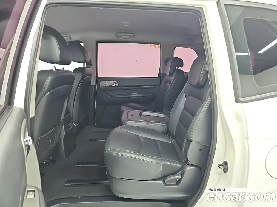 SsangYong Korando 2017 2.2 автомат (гидро), фото 12 SsangYong Korando 2017 2.2 автомат (гидро), фото 12