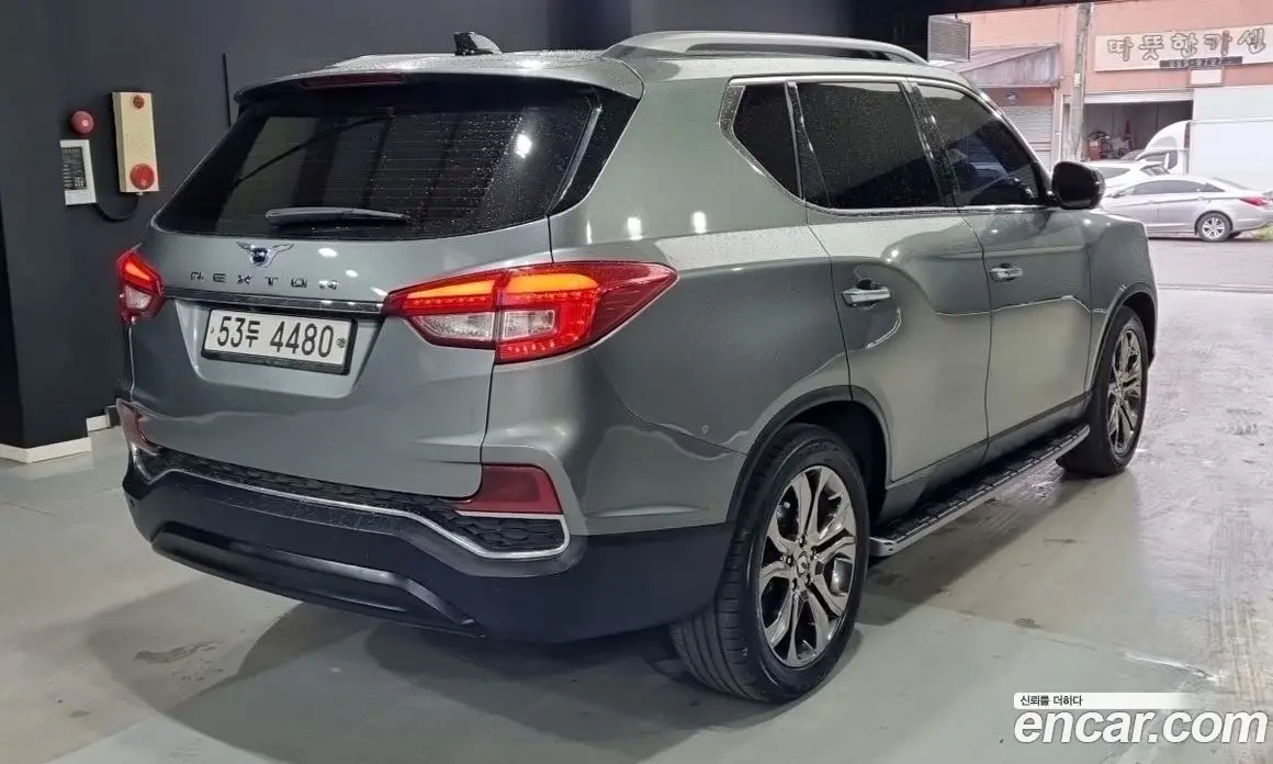 SsangYong Rexton 2017 2.2 автомат (гидро), фото 2 SsangYong Rexton 2017 2.2 автомат (гидро), фото 2