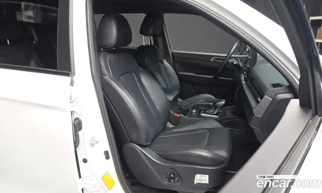 SsangYong Rexton 2023 2.2 автомат (гидро), миниатюра 12
