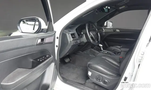 SsangYong Rexton 2023 2.2 автомат (гидро), миниатюра 10 SsangYong Rexton 2023 2.2 автомат (гидро), миниатюра 10