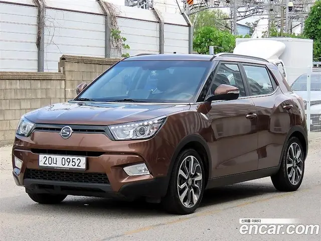 SsangYong TIBOLI 2015 1.6 автомат (гидро), миниатюра 2
