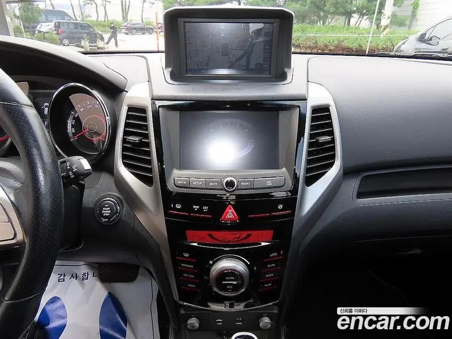 SsangYong TIBOLI 2015 1.6 автомат (гидро), фото 13