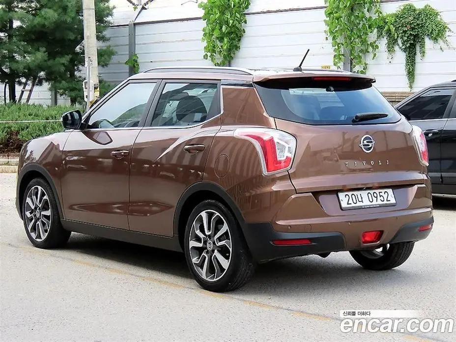 SsangYong TIBOLI 2015 1.6 автомат (гидро), фото 3