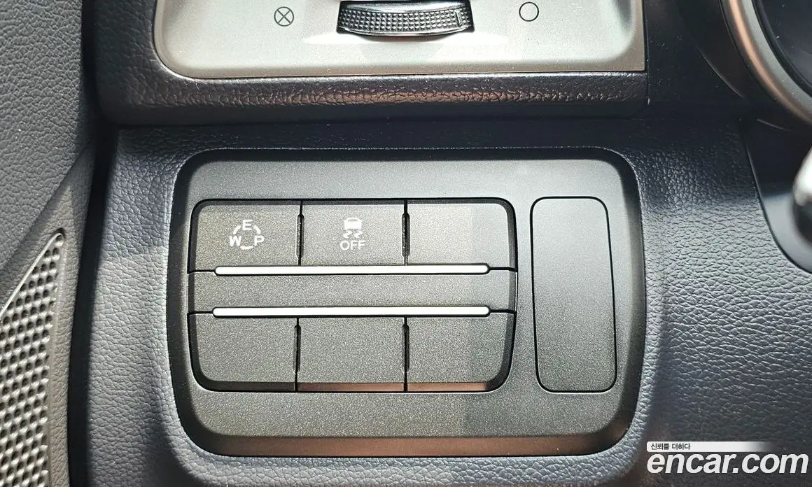 SsangYong TIBOLI 2016 1.6 автомат (гидро), фото 12