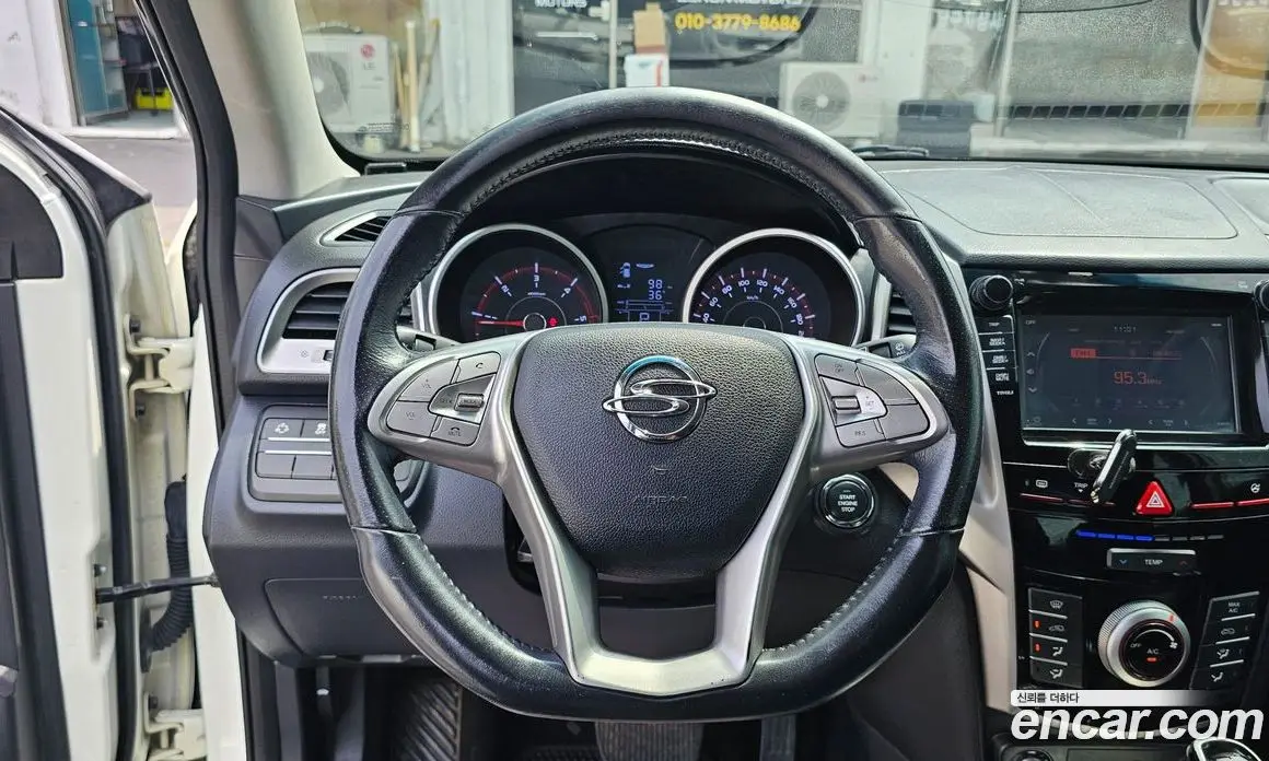 SsangYong TIBOLI 2016 1.6 автомат (гидро), фото 13