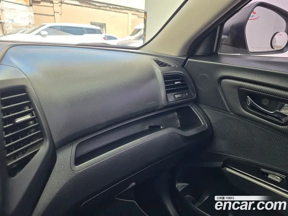 SsangYong TIBOLI 2017 1.6 автомат (гидро), фото 14