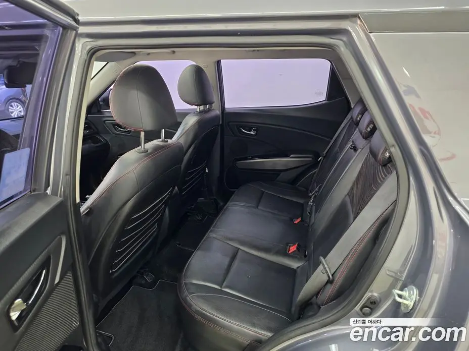 SsangYong TIBOLI 2017 1.6 автомат (гидро), фото 17