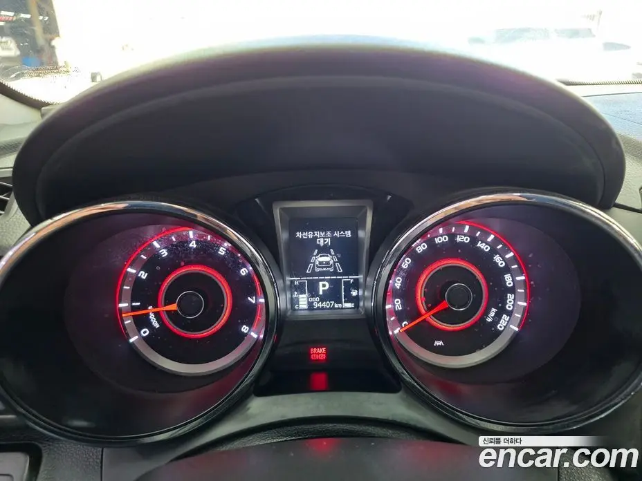 SsangYong TIBOLI 2017 1.6 автомат (гидро), фото 8