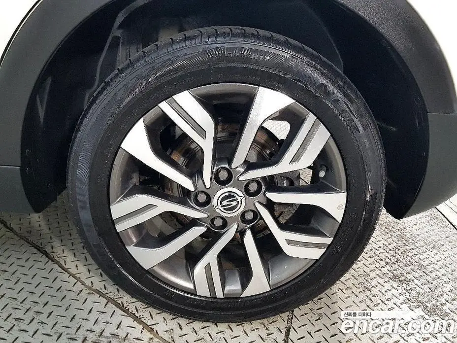 SsangYong TIBOLI 2019 1.6 автомат (гидро), фото 20