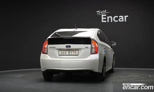 Toyota Prius 2012 1.8 автомат (гидро), миниатюра 4 Toyota Prius 2012 1.8 автомат (гидро), миниатюра 4