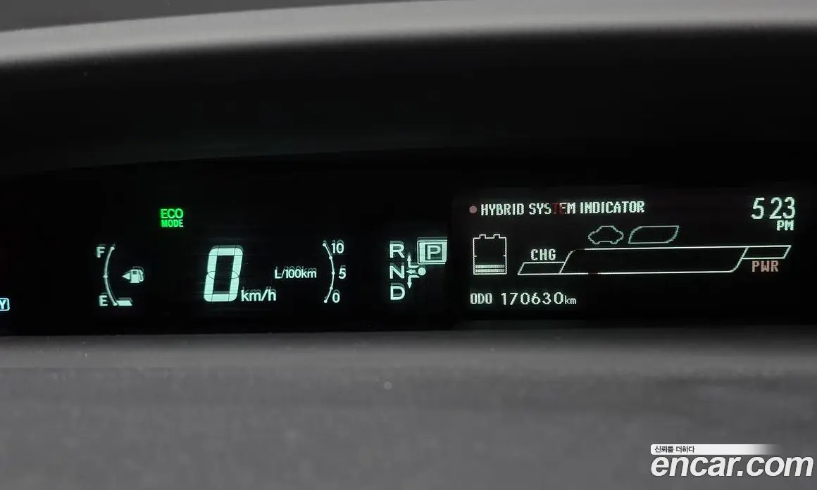Toyota Prius 2012 1.8 автомат (гидро), фото 8 Toyota Prius 2012 1.8 автомат (гидро), фото 8