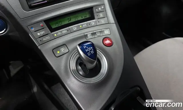 Toyota Prius 2012 1.8 автомат (гидро), миниатюра 9 Toyota Prius 2012 1.8 автомат (гидро), миниатюра 9