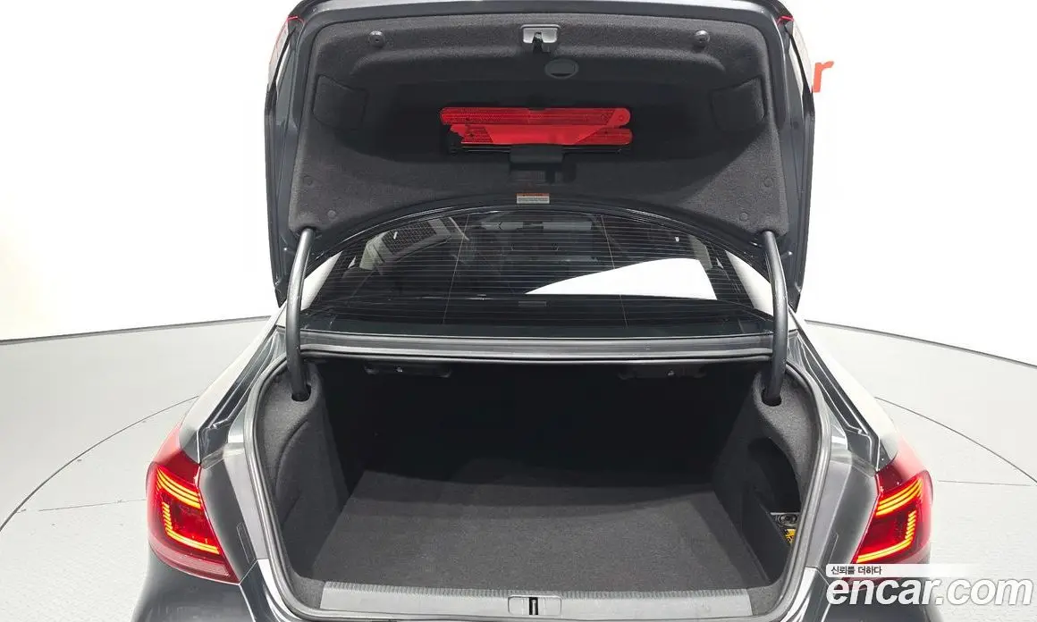 Volkswagen CC 2015 2.0 автомат (гидро), фото 20 Volkswagen CC 2015 2.0 автомат (гидро), фото 20