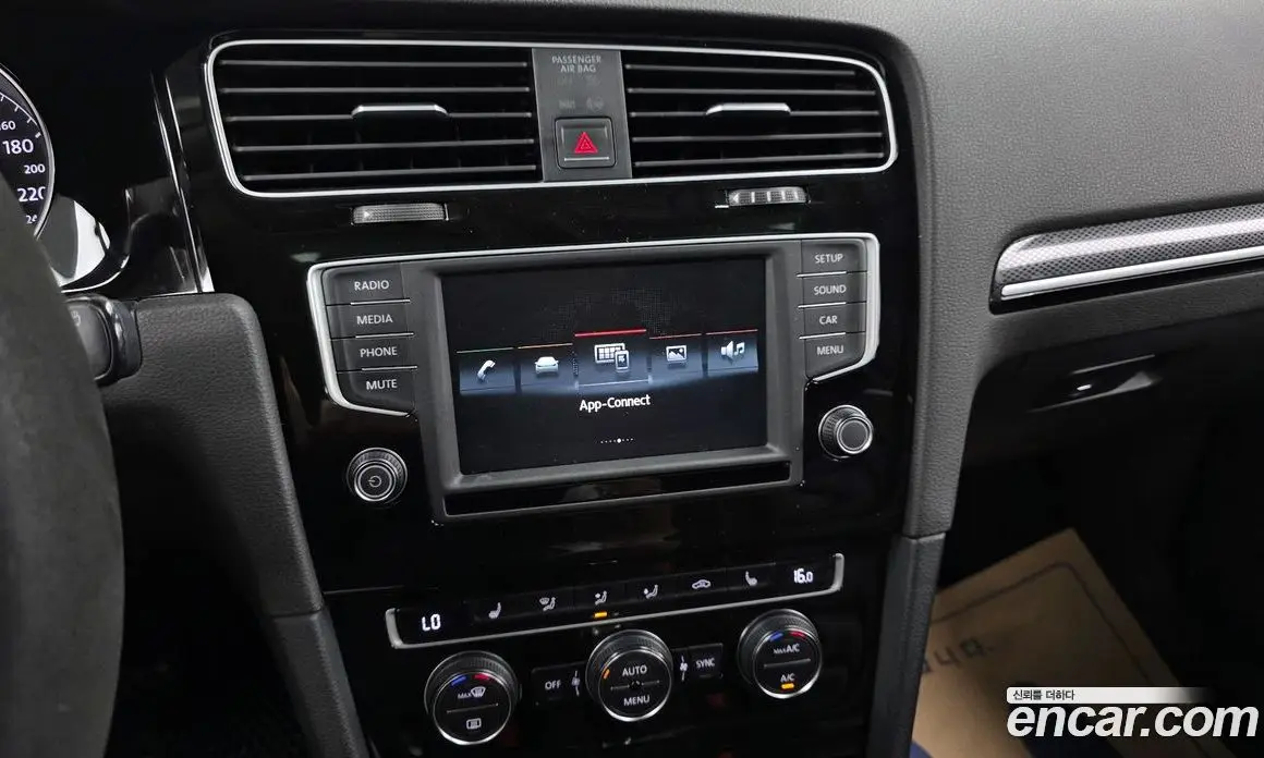 Volkswagen Golf 2015 2.0 автомат (гидро), фото 13