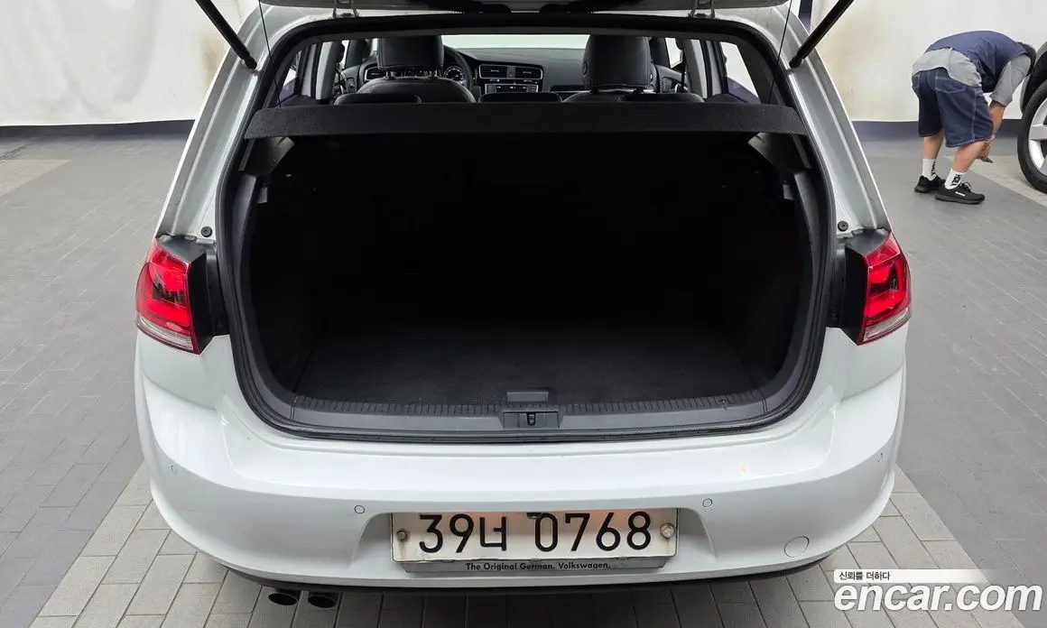 Volkswagen Golf 2015 2.0 автомат (гидро), фото 20