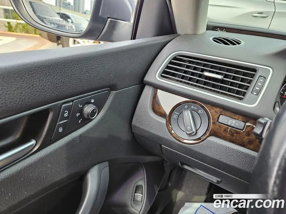 Volkswagen Passat 2015 2.0 автомат (гидро), фото 18 Volkswagen Passat 2015 2.0 автомат (гидро), фото 18