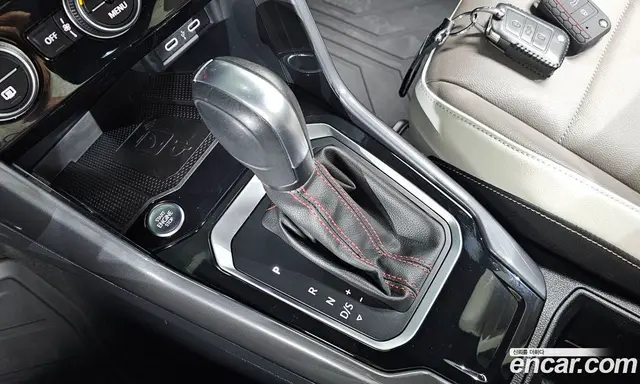 Volkswagen T-Roc 2022 2.0 автомат (гидро), миниатюра 9 Volkswagen T-Roc 2022 2.0 автомат (гидро), миниатюра 9