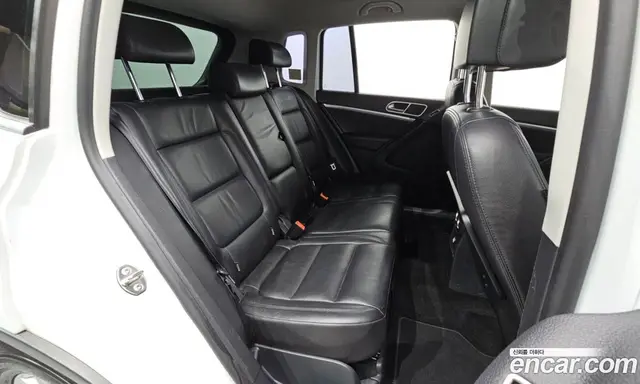 Volkswagen Tiguan 2015 2.0 автомат (гидро), миниатюра 11 Volkswagen Tiguan 2015 2.0 автомат (гидро), миниатюра 11