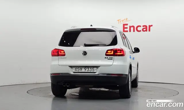 Volkswagen Tiguan 2015 2.0 автомат (гидро), миниатюра 4 Volkswagen Tiguan 2015 2.0 автомат (гидро), миниатюра 4