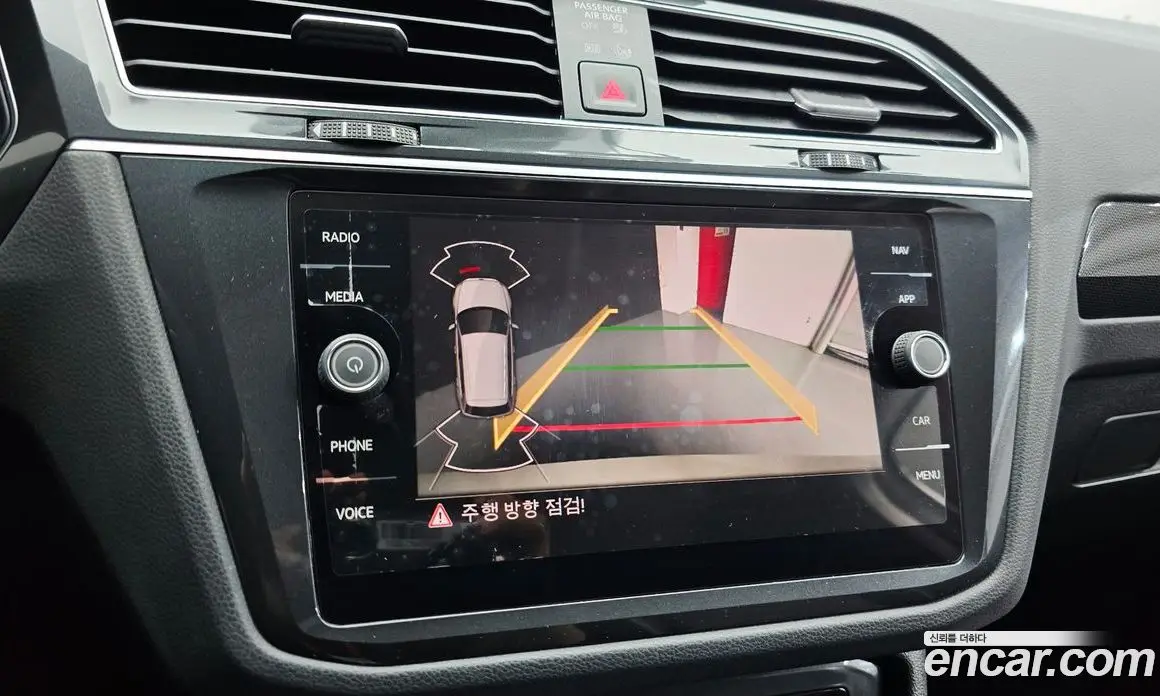 Volkswagen Tiguan 2021 2.0 автомат (гидро), фото 13