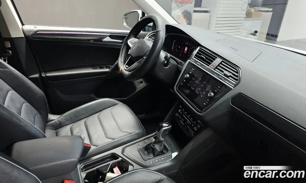 Volkswagen Tiguan 2021 2.0 автомат (гидро), фото 18