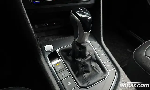 Volkswagen Tiguan 2021 2.0 автомат (гидро), миниатюра 9