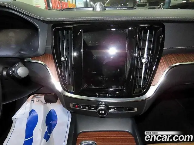 Volvo S60 2021 2.0 автомат (гидро), миниатюра 11 Volvo S60 2021 2.0 автомат (гидро), миниатюра 11