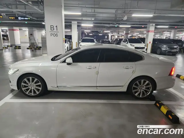 Volvo S90 2018 2.0 автомат (гидро), миниатюра 2