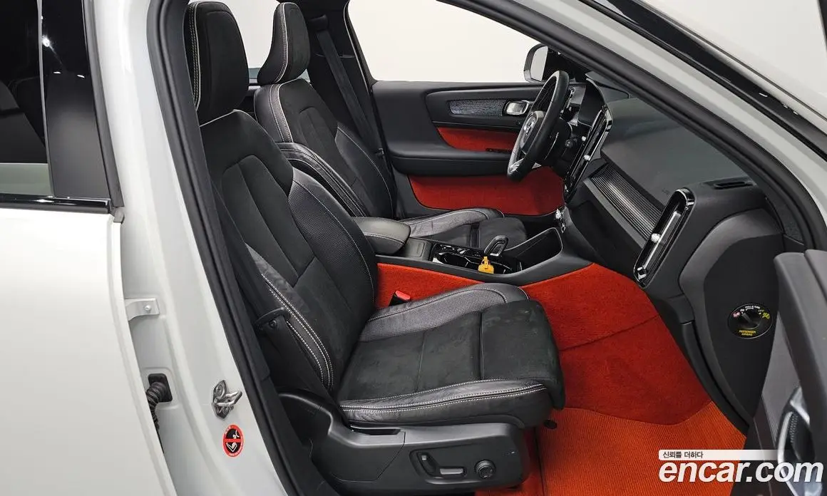 Volvo XC40 2020 2.0 автомат (гидро), фото 11 Volvo XC40 2020 2.0 автомат (гидро), фото 11