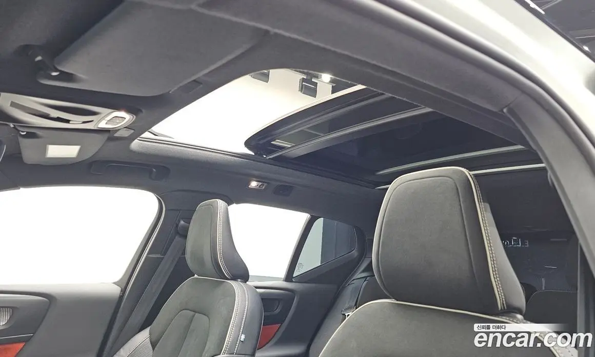 Volvo XC40 2020 2.0 автомат (гидро), фото 19 Volvo XC40 2020 2.0 автомат (гидро), фото 19
