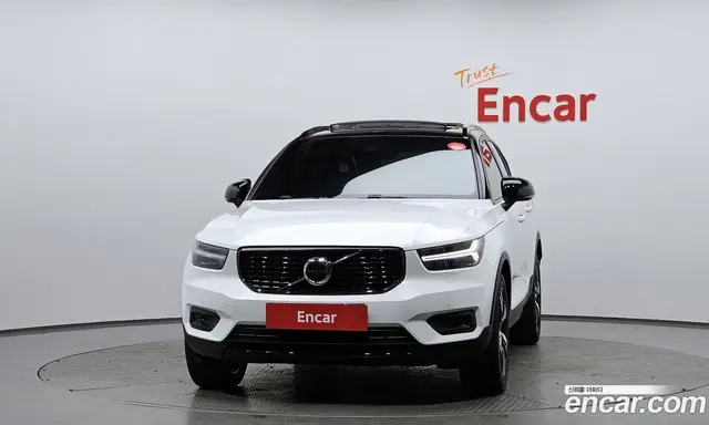 Volvo XC40 2020 2.0 автомат (гидро), миниатюра 3 Volvo XC40 2020 2.0 автомат (гидро), миниатюра 3