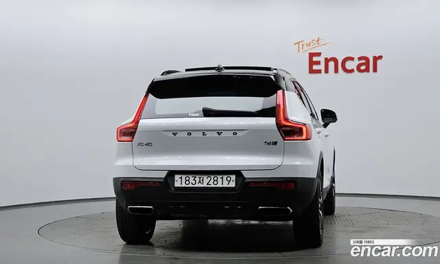Volvo XC40 2020 2.0 автомат (гидро), миниатюра 4 Volvo XC40 2020 2.0 автомат (гидро), миниатюра 4