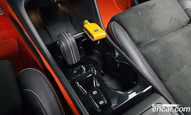 Volvo XC40 2020 2.0 автомат (гидро), миниатюра 9 Volvo XC40 2020 2.0 автомат (гидро), миниатюра 9