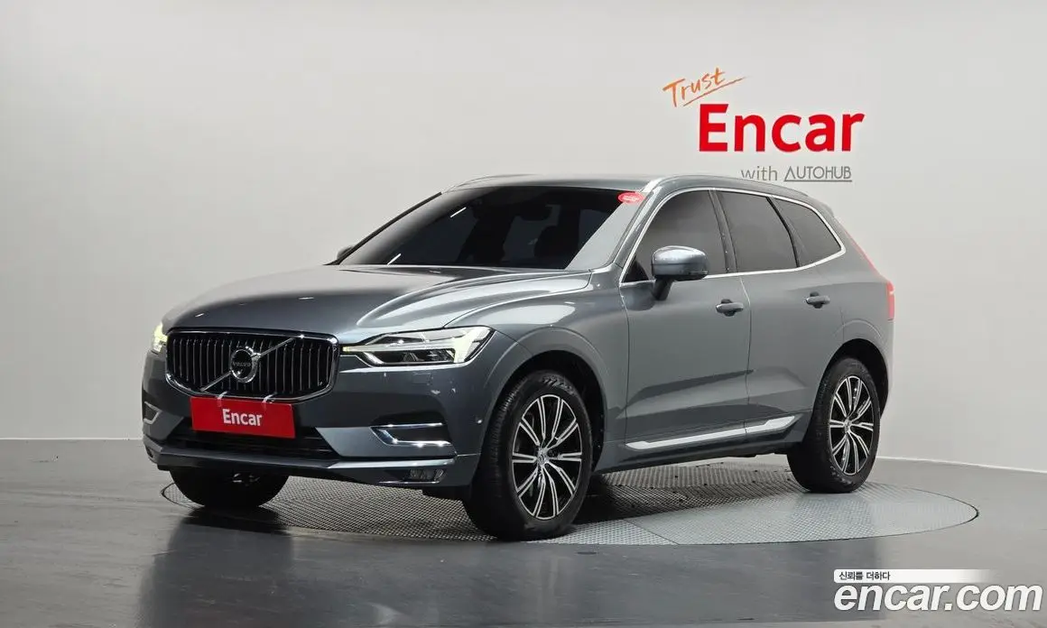 Volvo XC60 2020 2.0 автомат (гидро), фото 1 Volvo XC60 2020 2.0 автомат (гидро), фото 1
