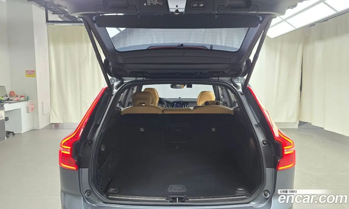 Volvo XC60 2020 2.0 автомат (гидро), фото 20 Volvo XC60 2020 2.0 автомат (гидро), фото 20