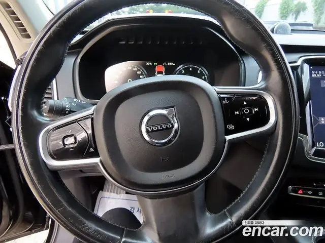 Volvo XC90 2016 2.0 автомат (гидро), миниатюра 8
