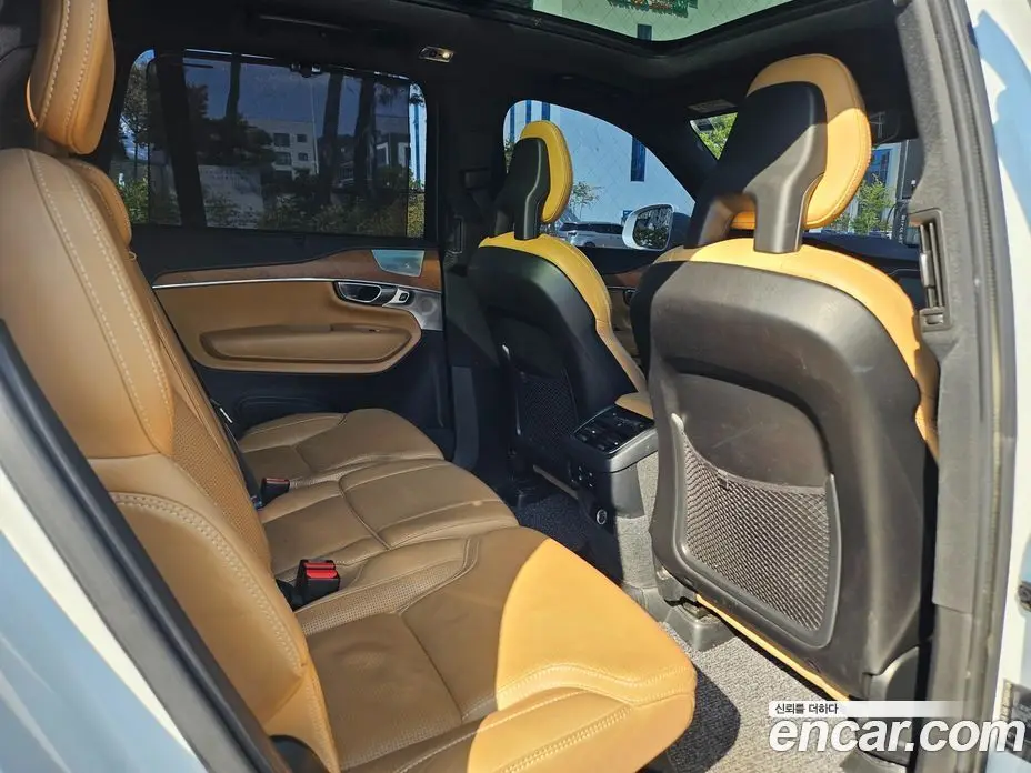 Volvo XC90 2018 2.0 автомат (гидро), фото 14 Volvo XC90 2018 2.0 автомат (гидро), фото 14
