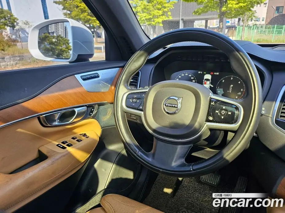 Volvo XC90 2018 2.0 автомат (гидро), фото 18 Volvo XC90 2018 2.0 автомат (гидро), фото 18