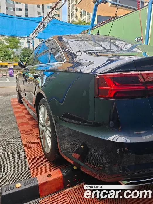 Audi A6 2018 2.0 автомат (гидро), фото 15