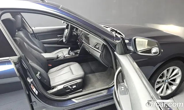 BMW 3 серия 2016 2.0 автомат (гидро), миниатюра 11