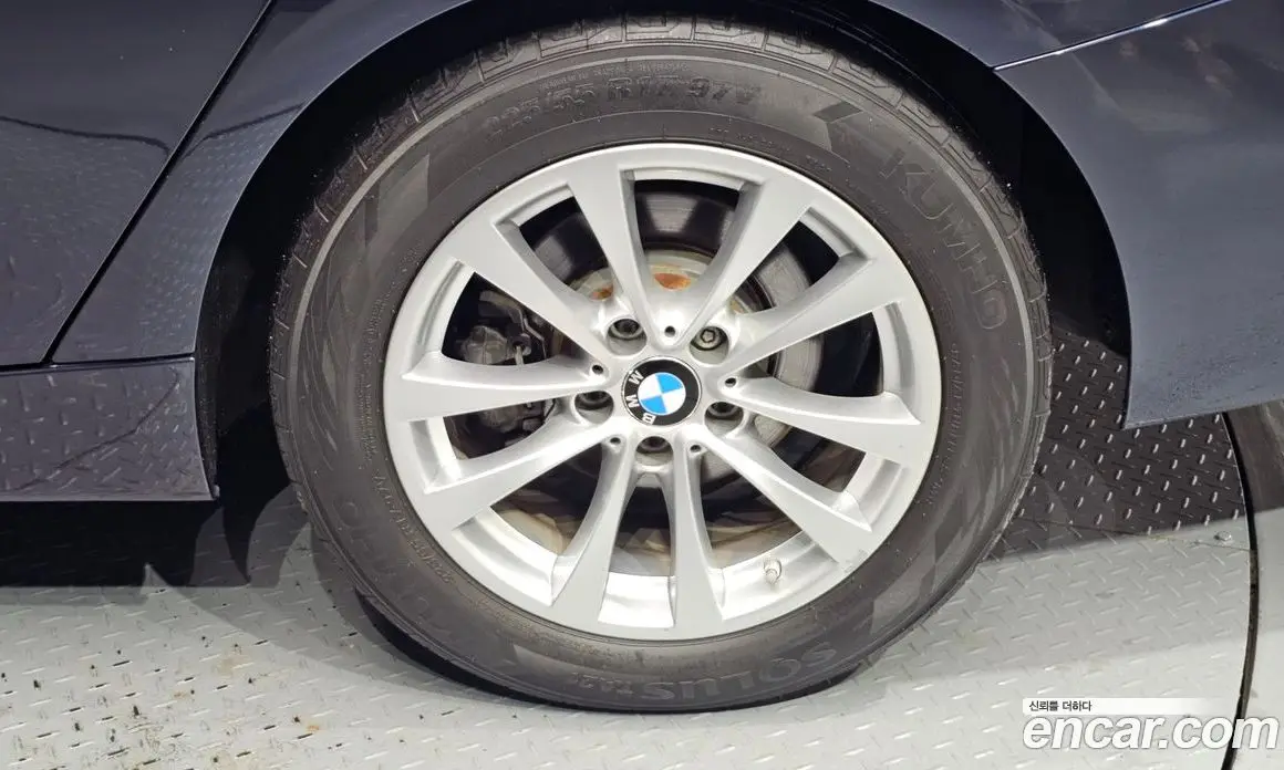 BMW 3 серия 2016 2.0 автомат (гидро), фото 5