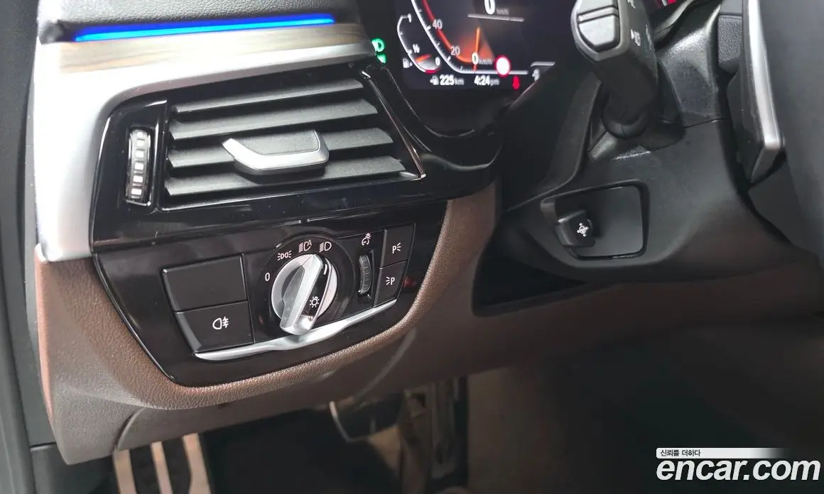 BMW 5 серия 2021 2.0 автомат (гидро), фото 19