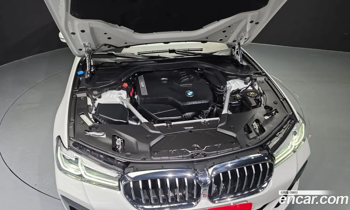 BMW 5 серия 2021 2.0 автомат (гидро), фото 6