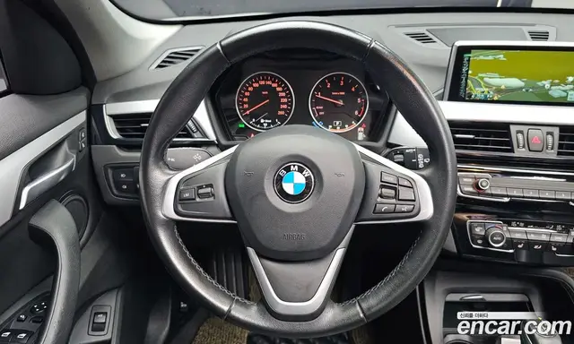 BMW X1 2016 2.0 автомат (гидро), миниатюра 12