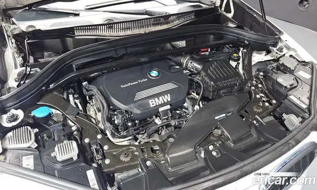 BMW X1 2016 2.0 автомат (гидро), миниатюра 6