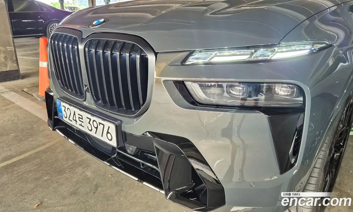 BMW X7 2026 3.0 автомат (гидро), фото 17