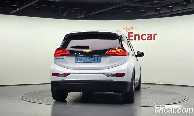 Chevrolet Bolt EV 2018 0.2 автомат (гидро), миниатюра 4 Chevrolet Bolt EV 2018 0.2 автомат (гидро), миниатюра 4