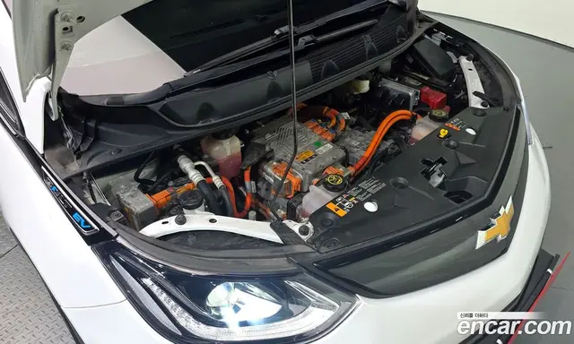 Chevrolet Bolt EV 2018 0.2 автомат (гидро), миниатюра 6 Chevrolet Bolt EV 2018 0.2 автомат (гидро), миниатюра 6